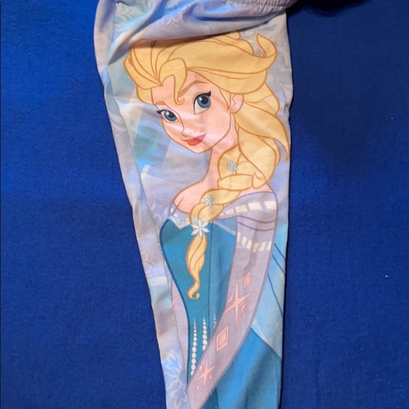 Disney Store Frozen Pajamas - Picture 7 of 7